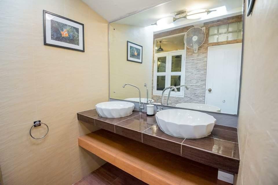 T Smy House Banguecoque Exterior foto
